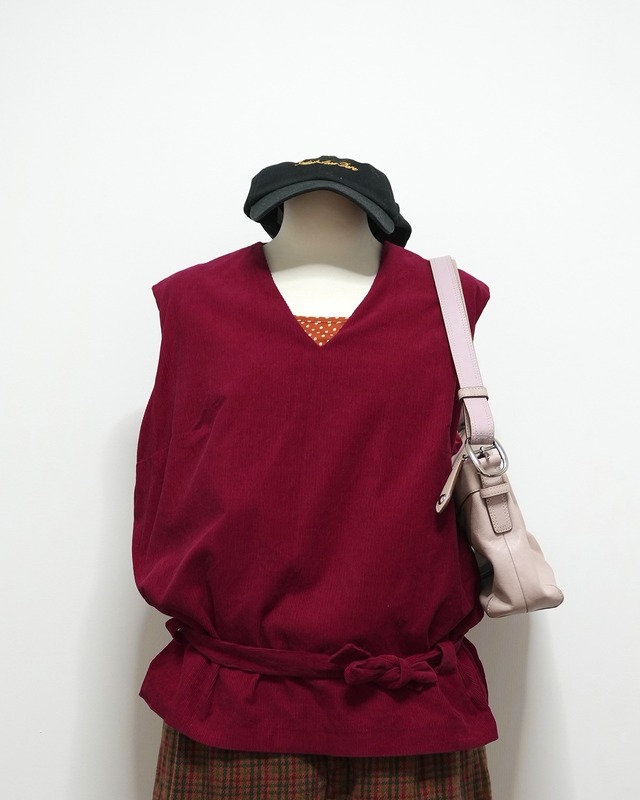 corduroy vest / euro vintage (70-80s)