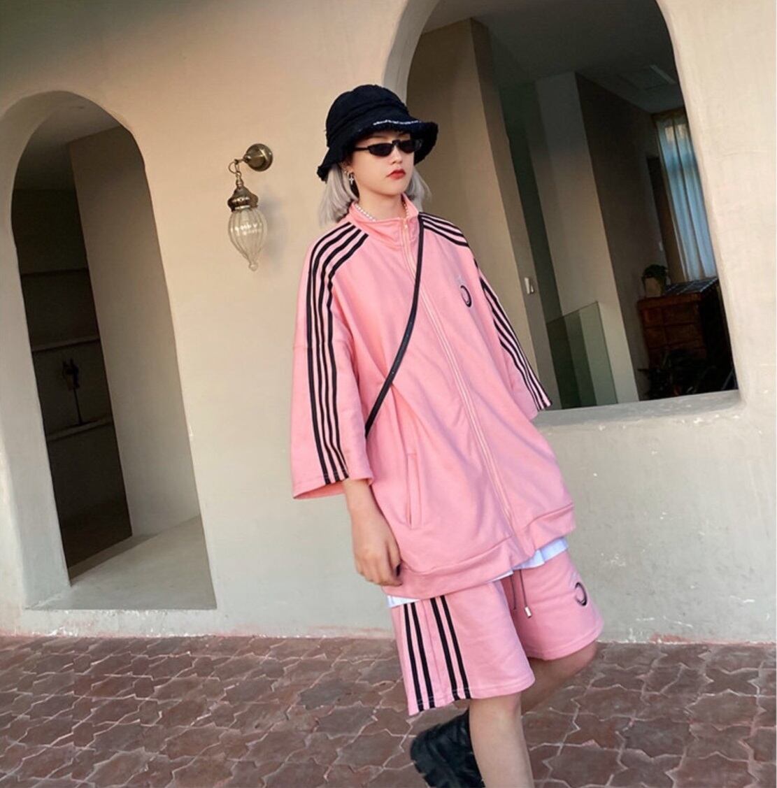 セットアップ 上下セット ジャージ ライン スポーツ スポーティー ゆったり ユニセックス 韓国ファッション 大人可愛い カジュアル Luluca 韓国トレンドファッションluluca ルルカ