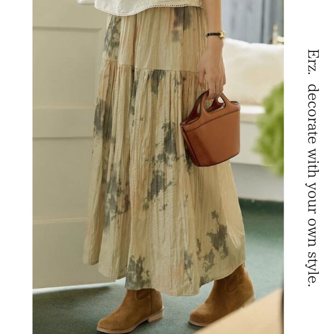 retro style print skirt