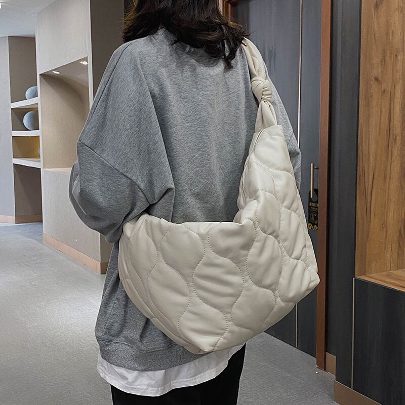 レザーオータムウィンター 秋物 冬物 トートバッグ メッセンジャーバッグ Tiancai_Wing_Bag86810288819