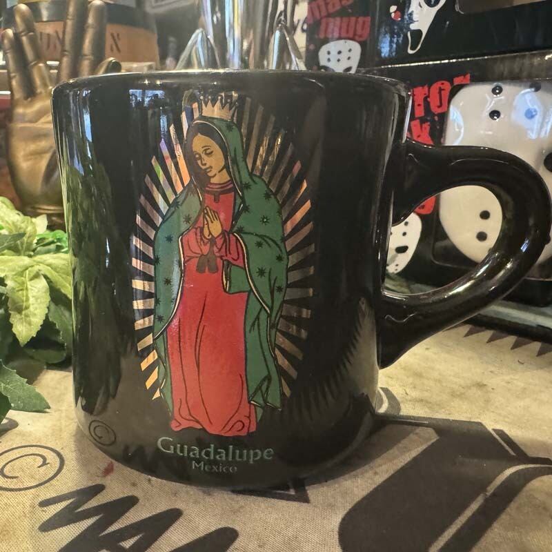 オモシロ系の陶器製のマグカップ 13日の金曜日のジェイソン