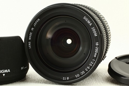 SIGMAシグマ AF 18-200mm F3.5-6.3 DC OS Canon キヤノン フード付き 極上品ランク