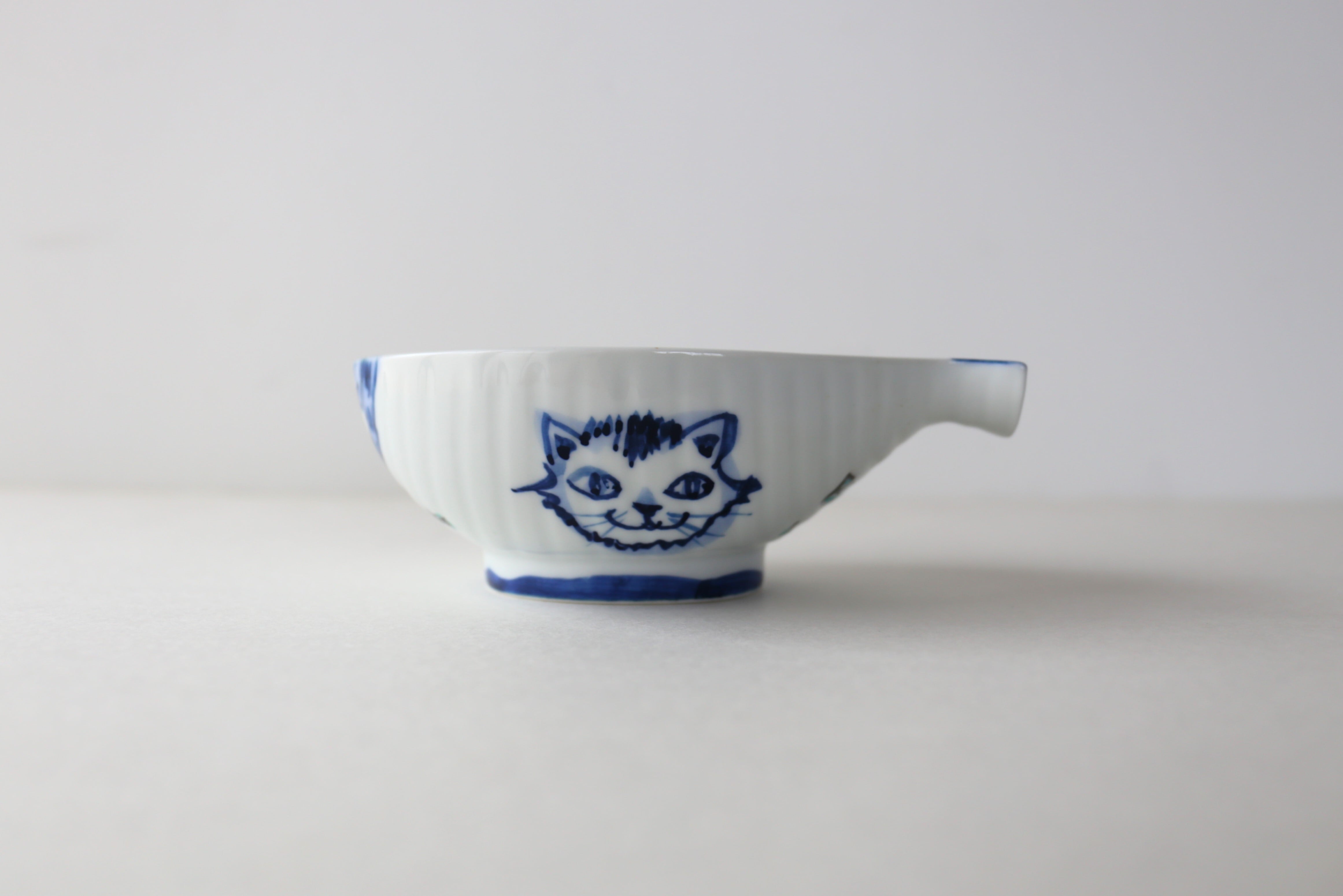 SHIN KOYAMA ネコプレート（片口） | SELECT BEPPU