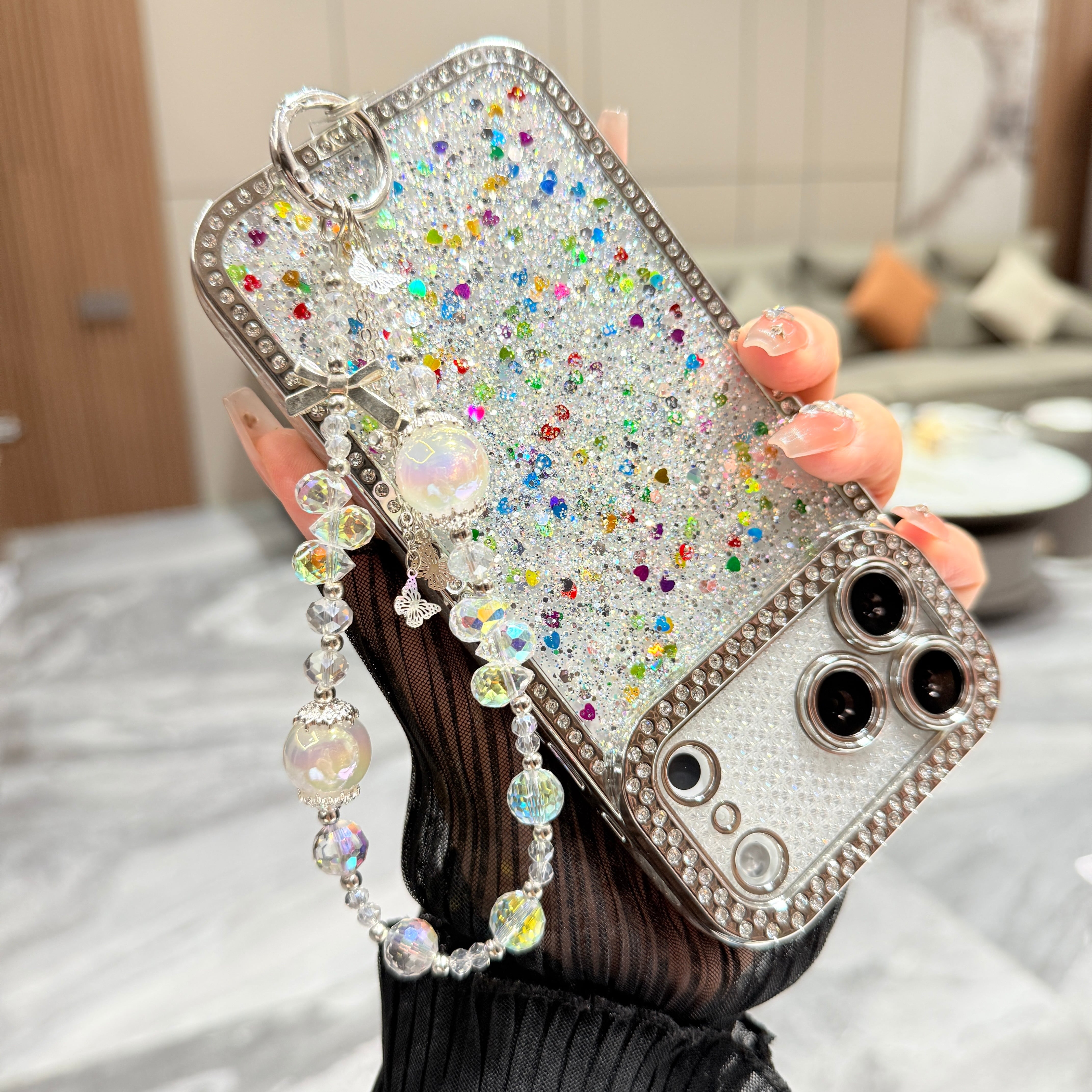 ラインストーン装飾 iPhone14ケース ストラップ付き ストラップ付き iphone 17 16 15 14 13 ケース キラキラ 派手 ラメ