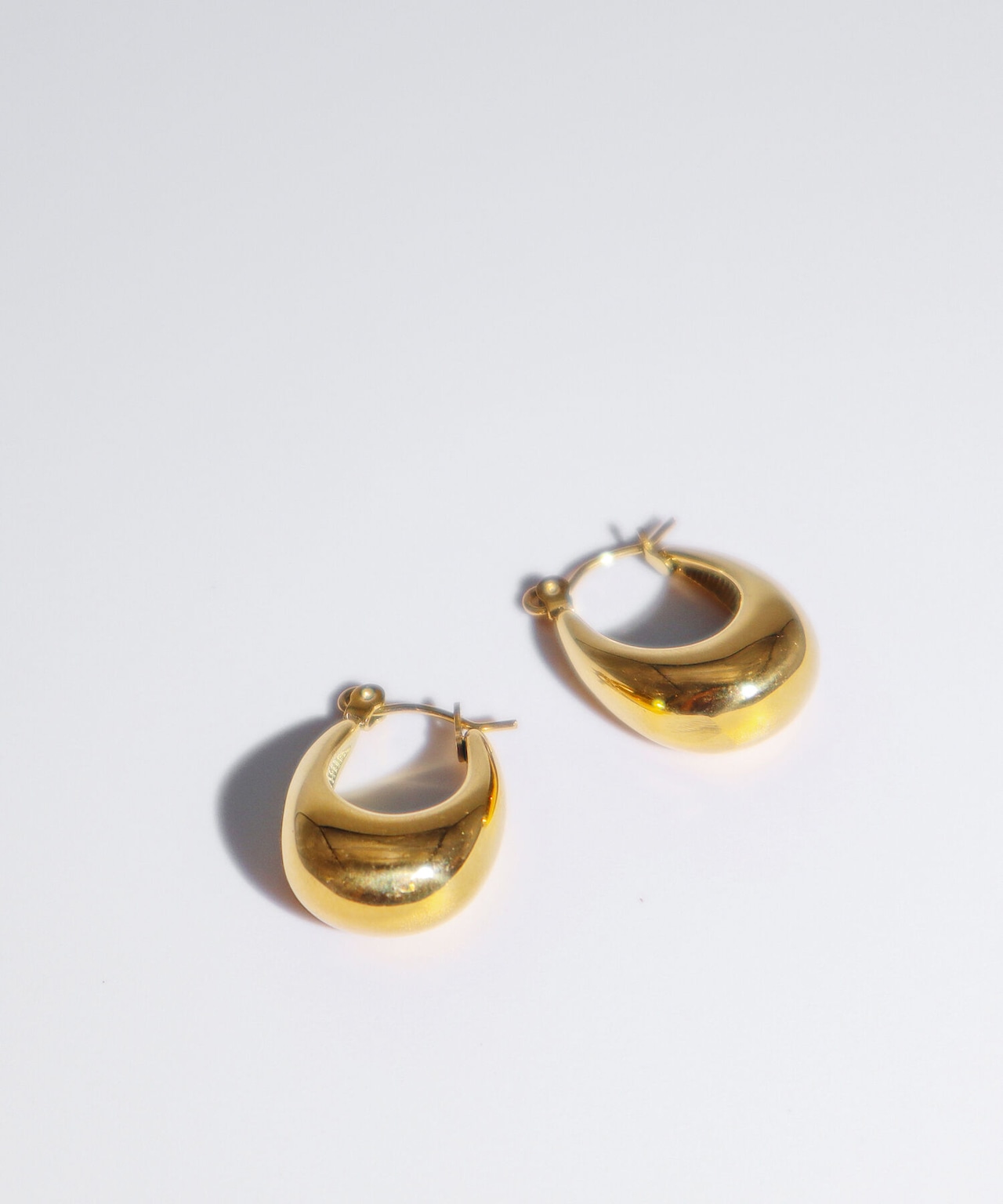 オーバルフルピアス/020326