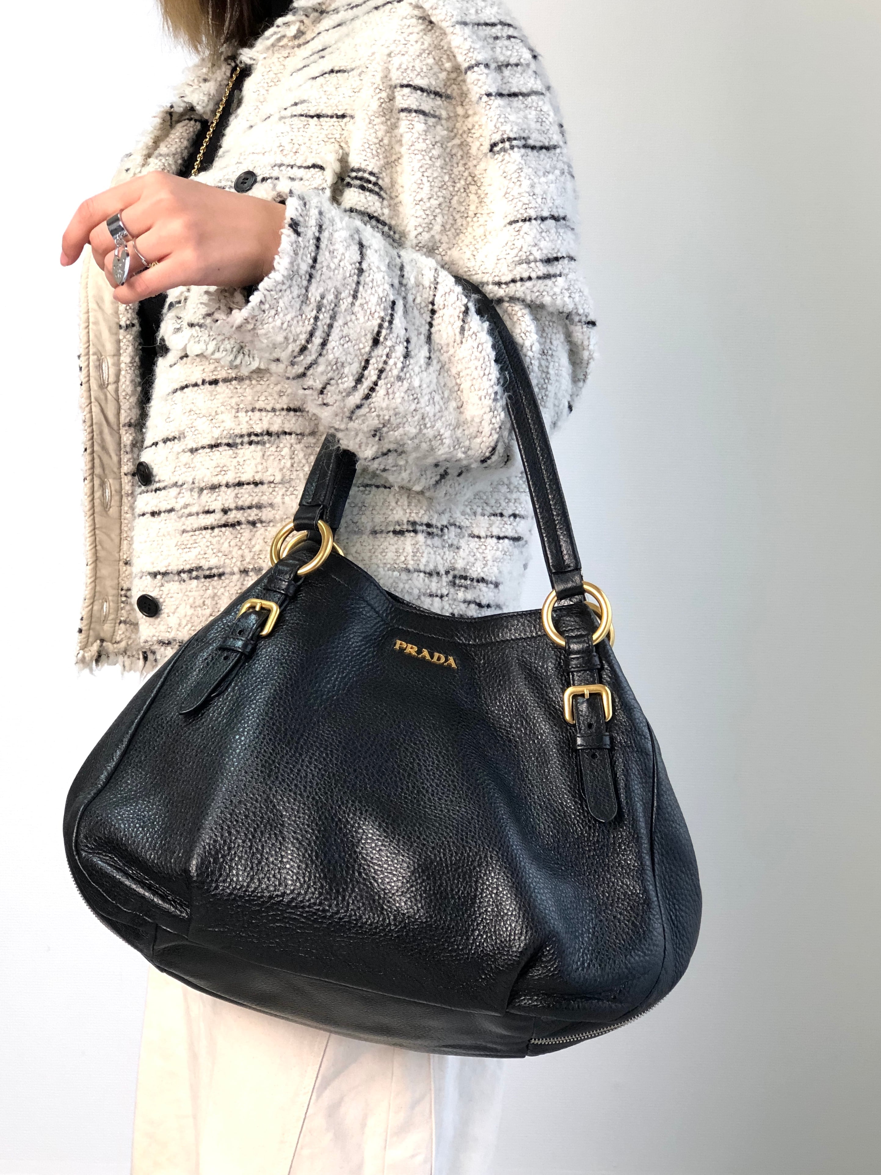 PRADA プラダ ハンドバッグ ブラック ロゴ レザー BR4085 vintage