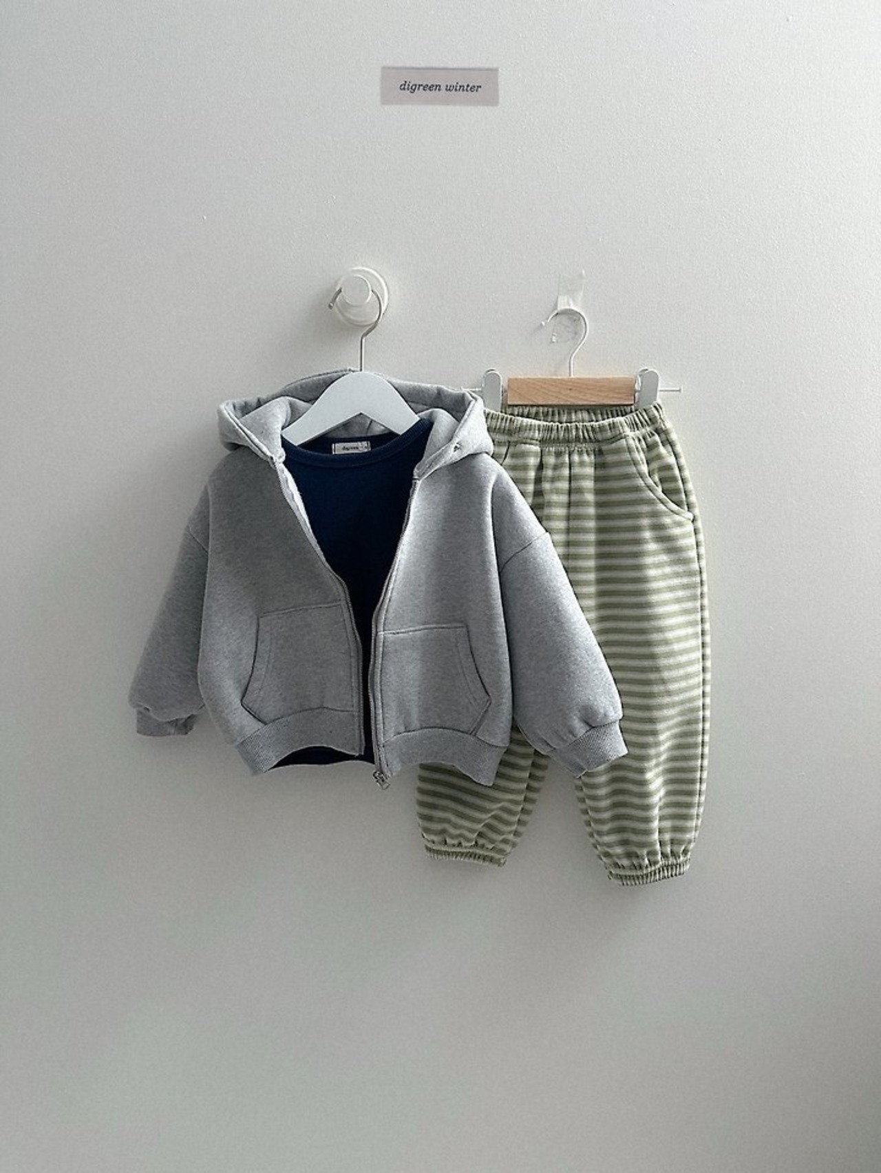 〖取寄〗韓国子供服 / 26winter / Digreen / キャラメルフードジップアップ / キッズ / 冬服 *S~2XL*