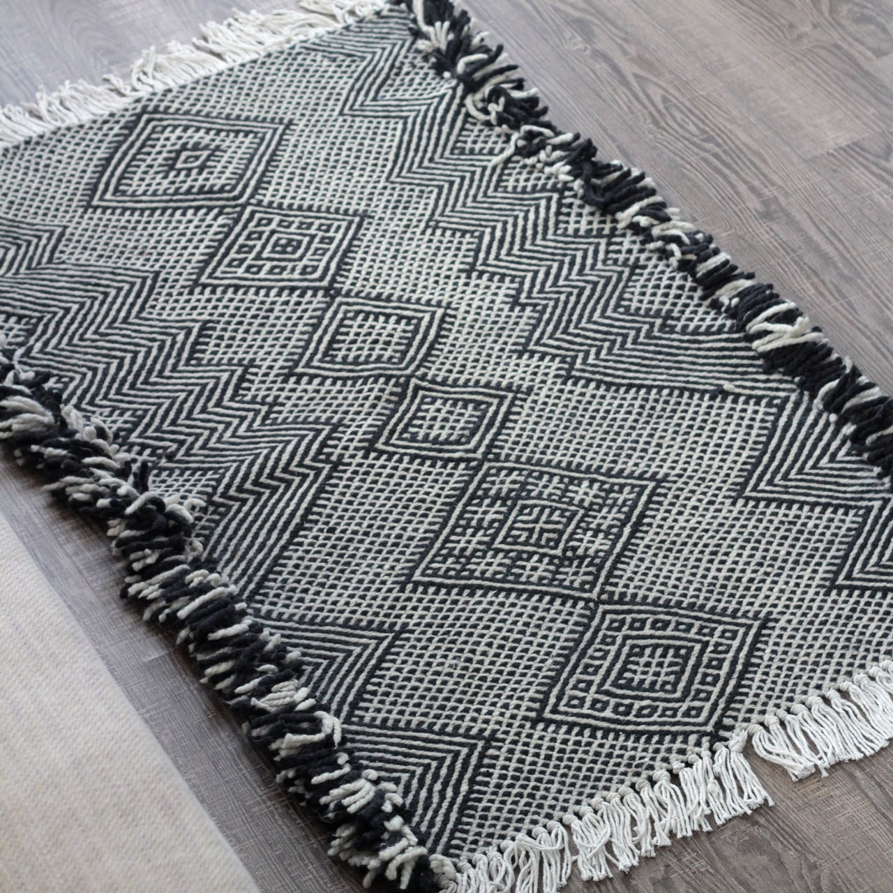 モロッコラグ直輸入 ザナフィラグ モノトーン 即購入OK モロッコラグ直