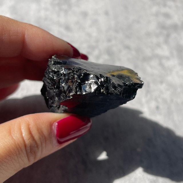 ロシア産【エリートシュンガイト（シュンガ石）】④ 鉱物 天然石 パワーストーン