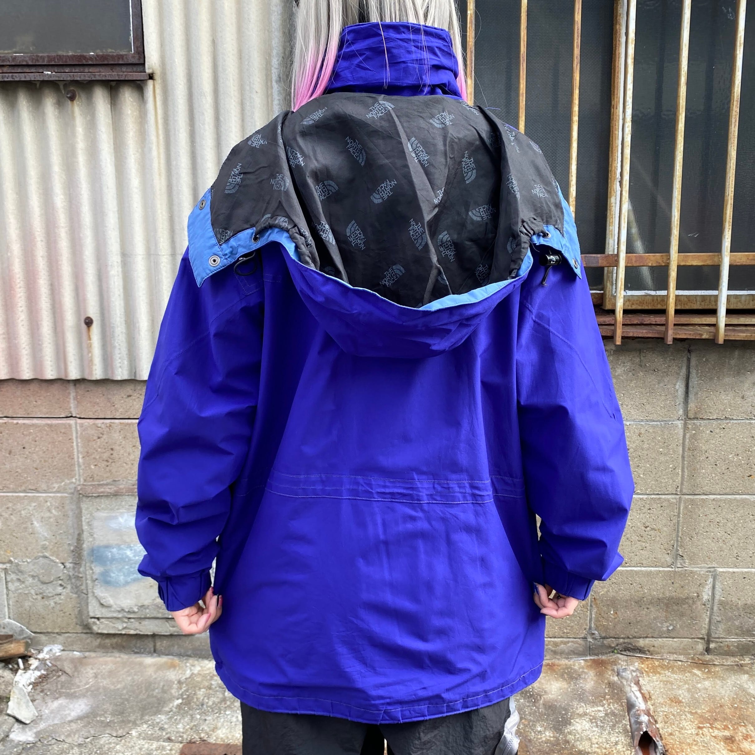 90年代 ザ ノースフェイス Stowaway III ゴアテックス マウンテンパーカー メンズL 古着 THE NORTH FACE 90s  ヴィンテージ ビンテージ GORE-TEX フード収納型 青紫【アウトドアジャケット】【cs2212-10a】【AN20】 | cave ...