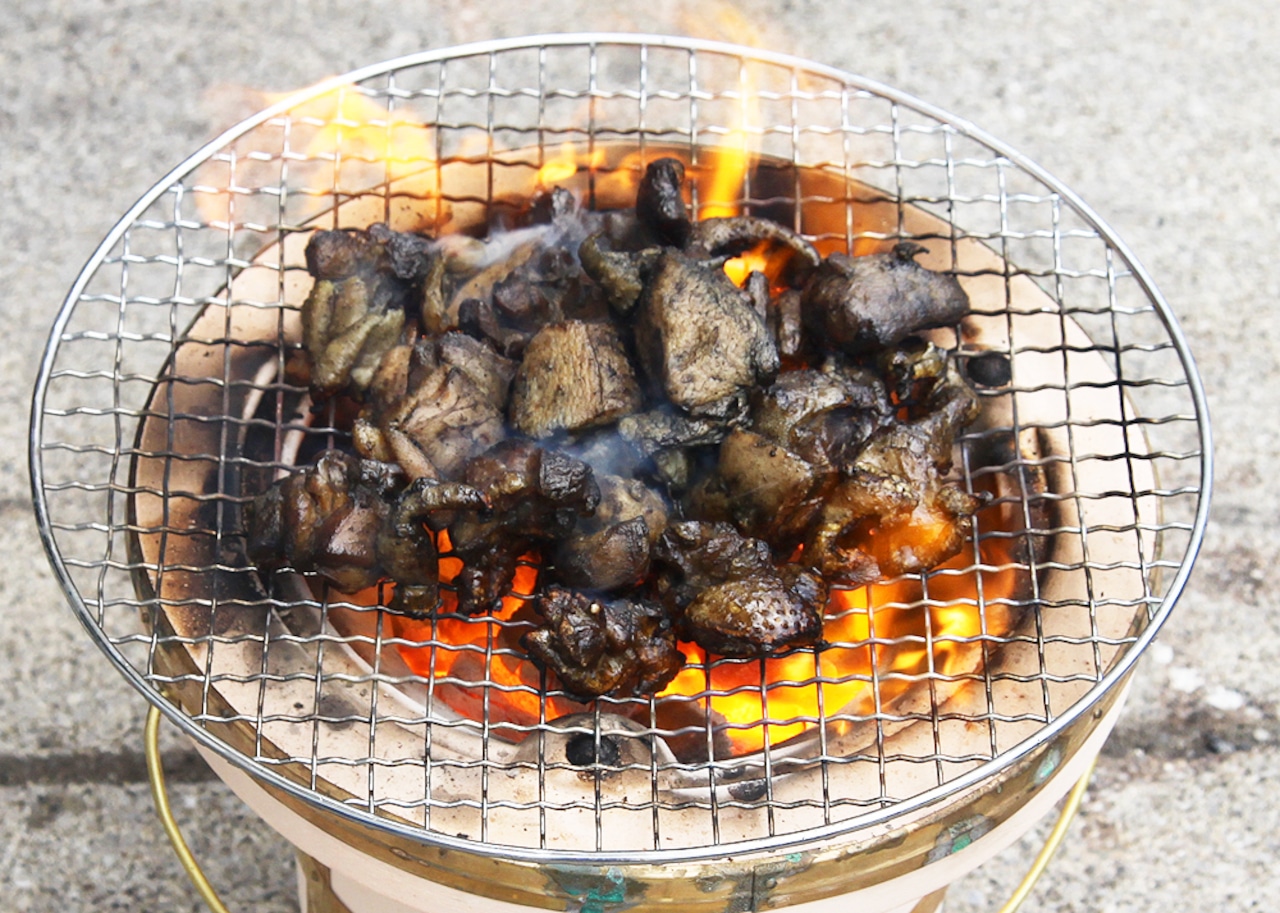 【C121】宮崎名物　ごろっと！鶏炭火焼140g　×５袋まとめ買い