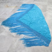 フラメンコ 衣装 マントン シージョ フレコ 刺繍 水色 青 装飾 小物 ダンス パーティ 飾り 発表会 レッスン ブルー系 ターコイズブルー フレコ長い 輝く色合い 舞台衣装 発表用 おしゃれ コスチューム パフォーマンス ダンス小物