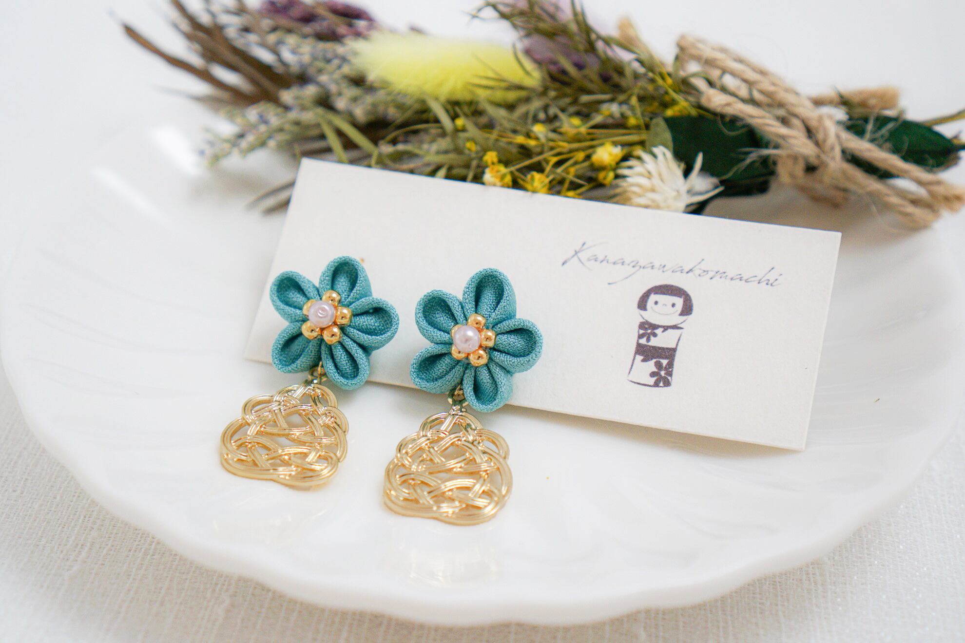 つまみ細工ピアスNO.26＊Light color＊