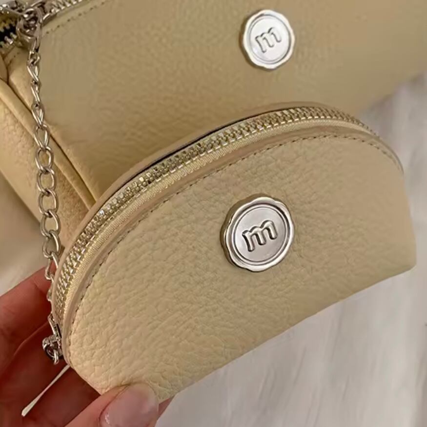 roll cake shoulder bag