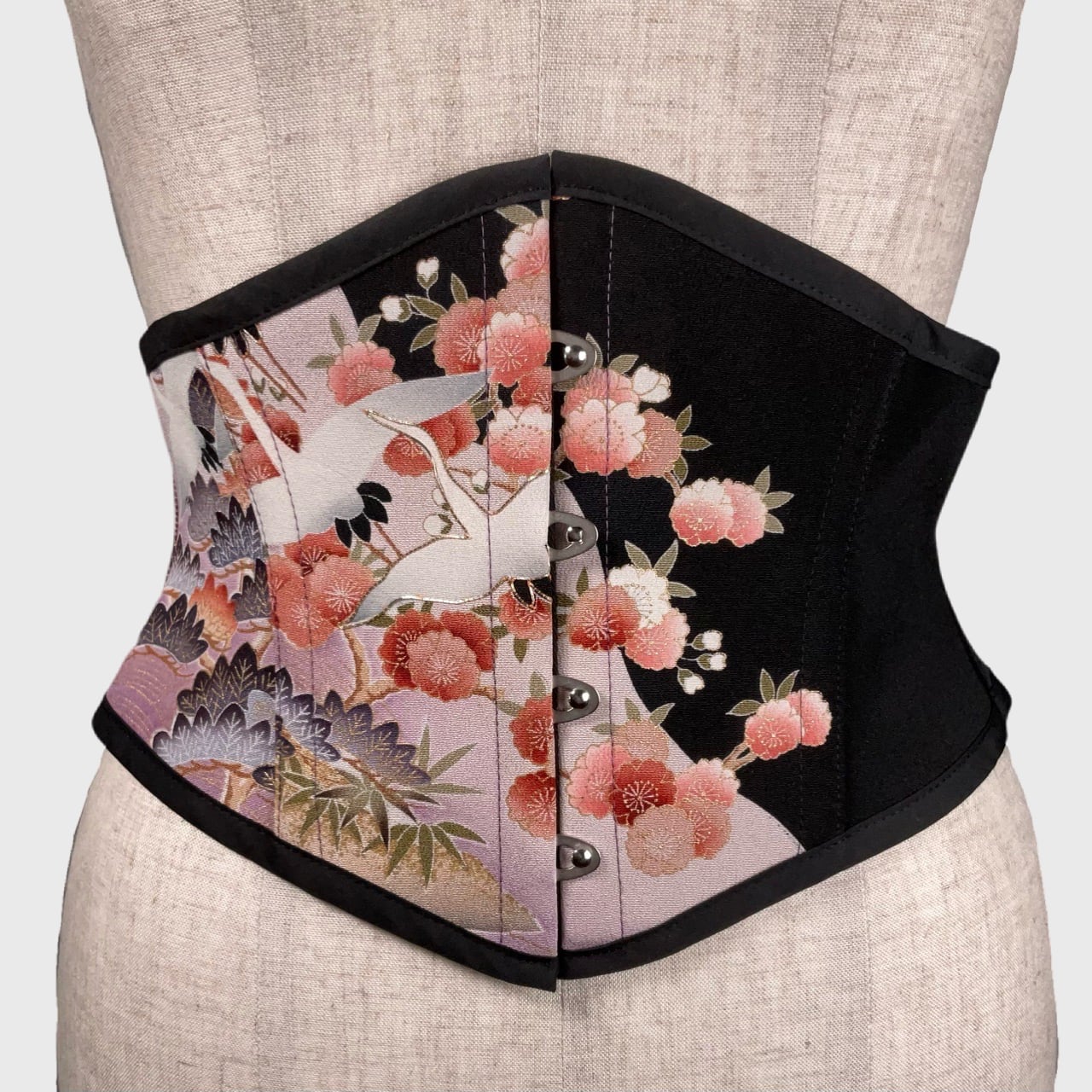 着物コルセット(鶴と桜・黒留袖より制作)Kimono Corset (Sakura&crane・Made of Kuritomesode-Kimono)