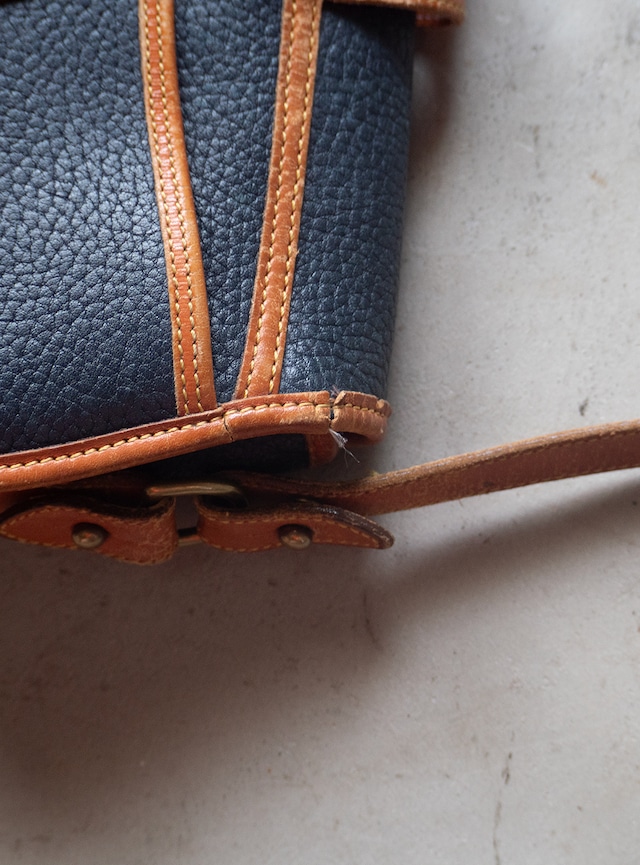 "Dooney & Bourke" 1980s All weather leather bag