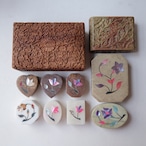 パープルのお花のケース