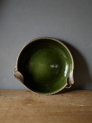 深緑のプレート 葉っぱ フランスアンティーク ブロカントのある暮らし