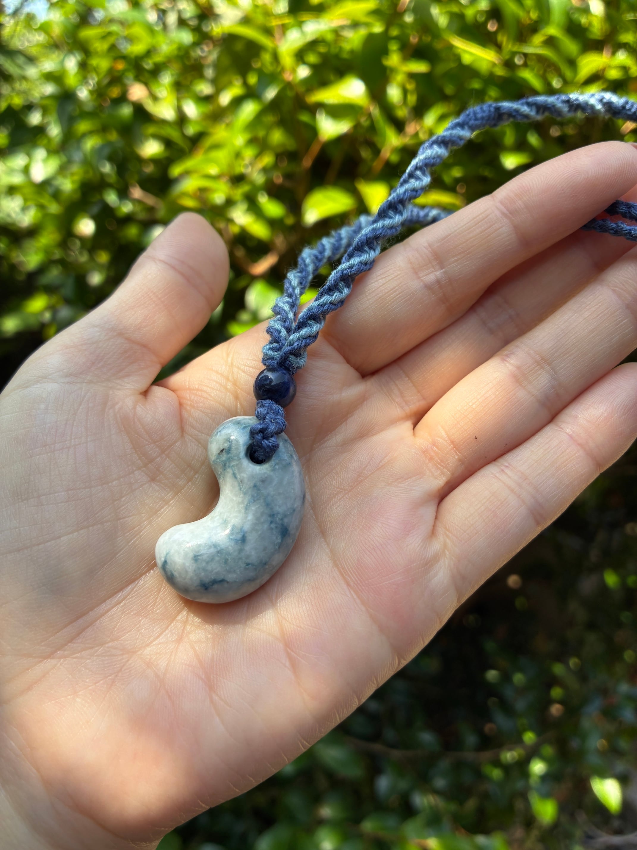 勾玉（糸魚川翡翠）アクセサリーショップ Aquarian Crystals