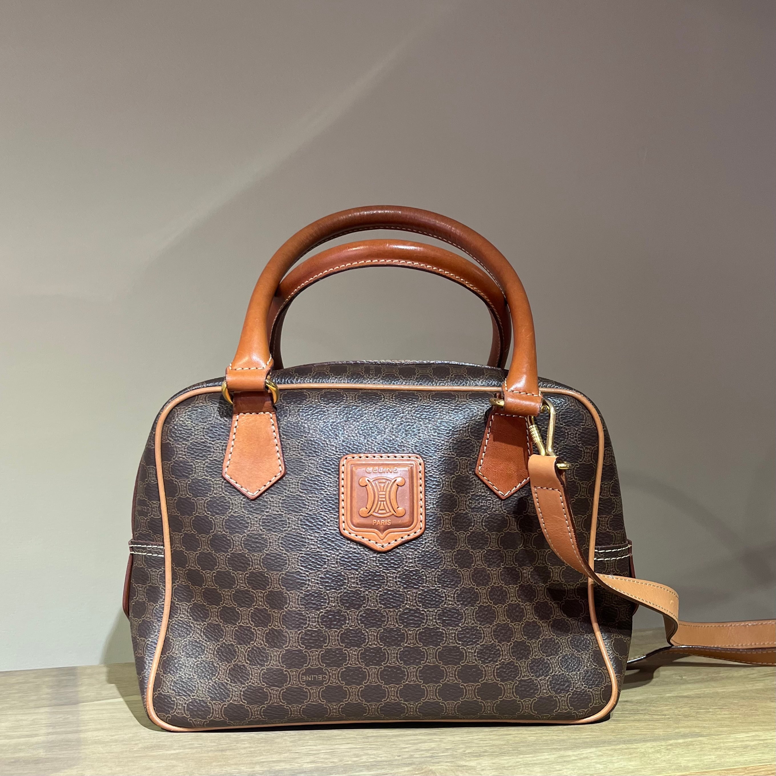 CELINE（セリーヌ）のヴィンテージ「マカダム柄」ショルダーバッグ CELINE】2972 ヴィンテージ セリーヌ マカダム柄 ブラゾン