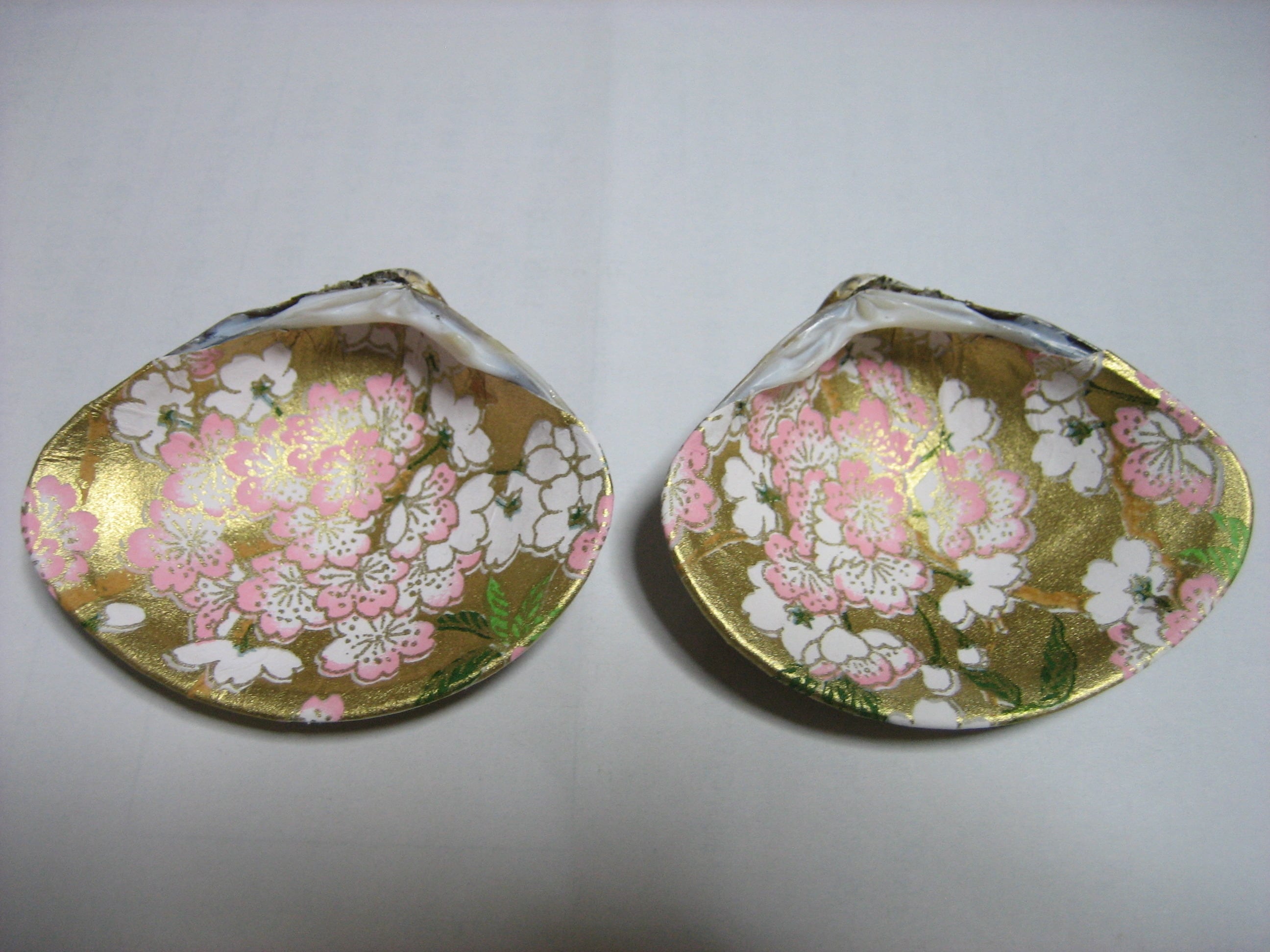 はまぐり 貝合わせ 桜もよう 金地 お雛様 ひな祭り | 美しい和風小物 