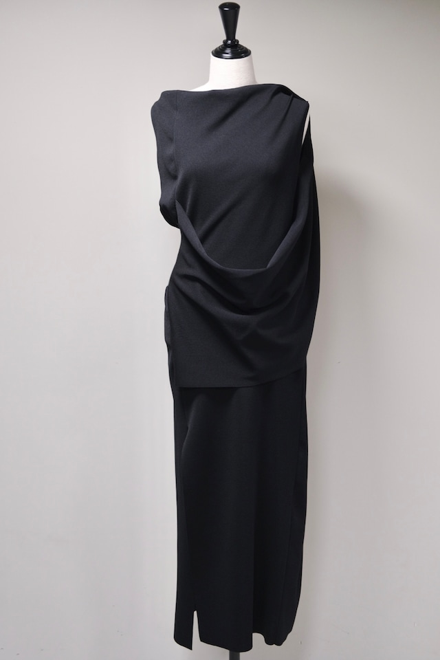 【CFCL】AC MILAN DRAPED SLEEVELESS DRESS