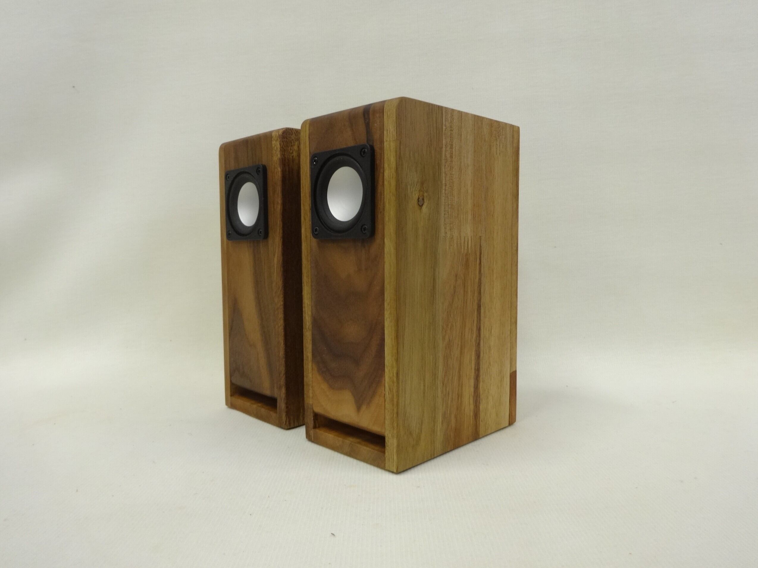 K O N O C O woodworks