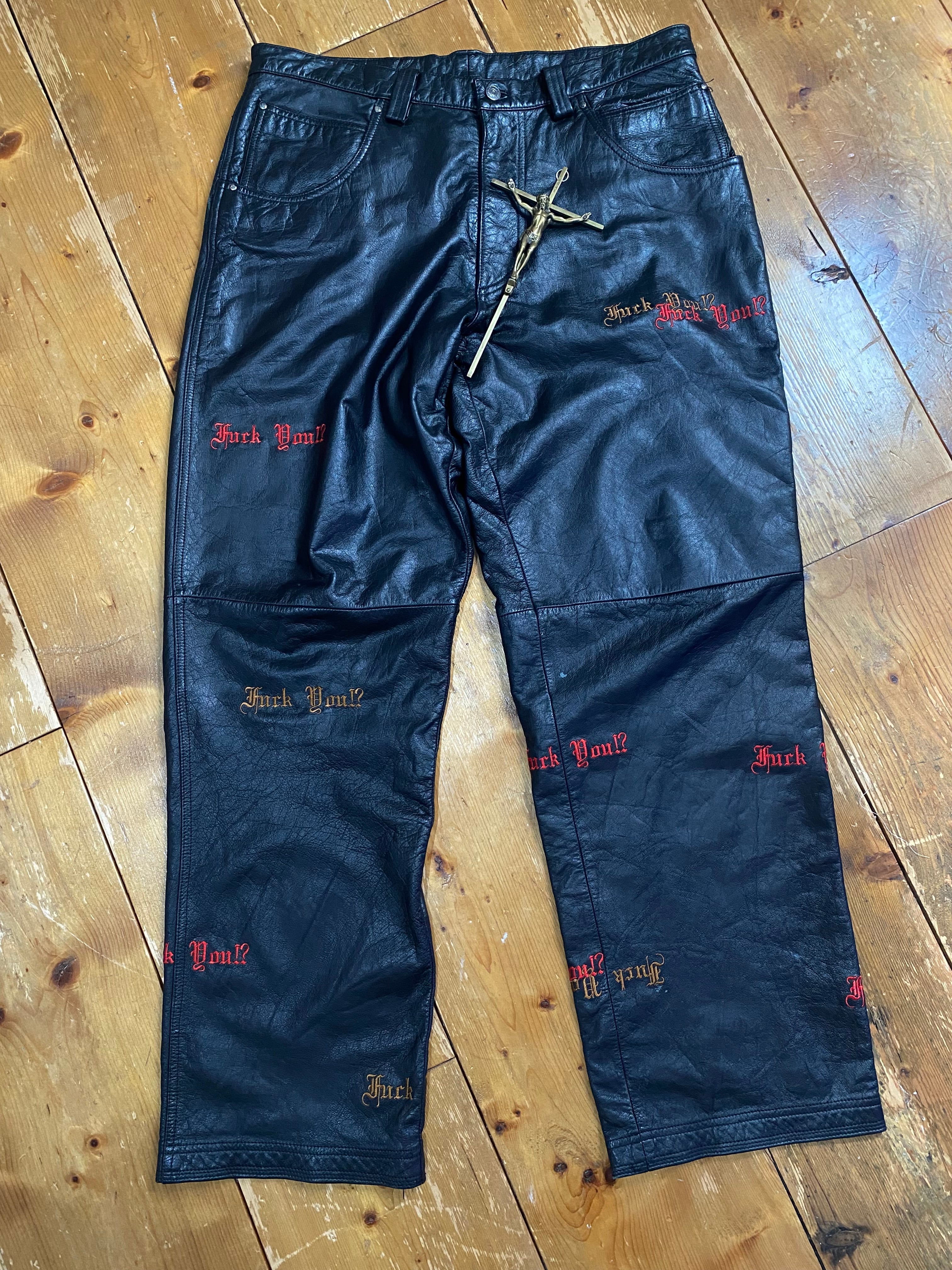 BUTTSTAIN!ANTI FASHION!