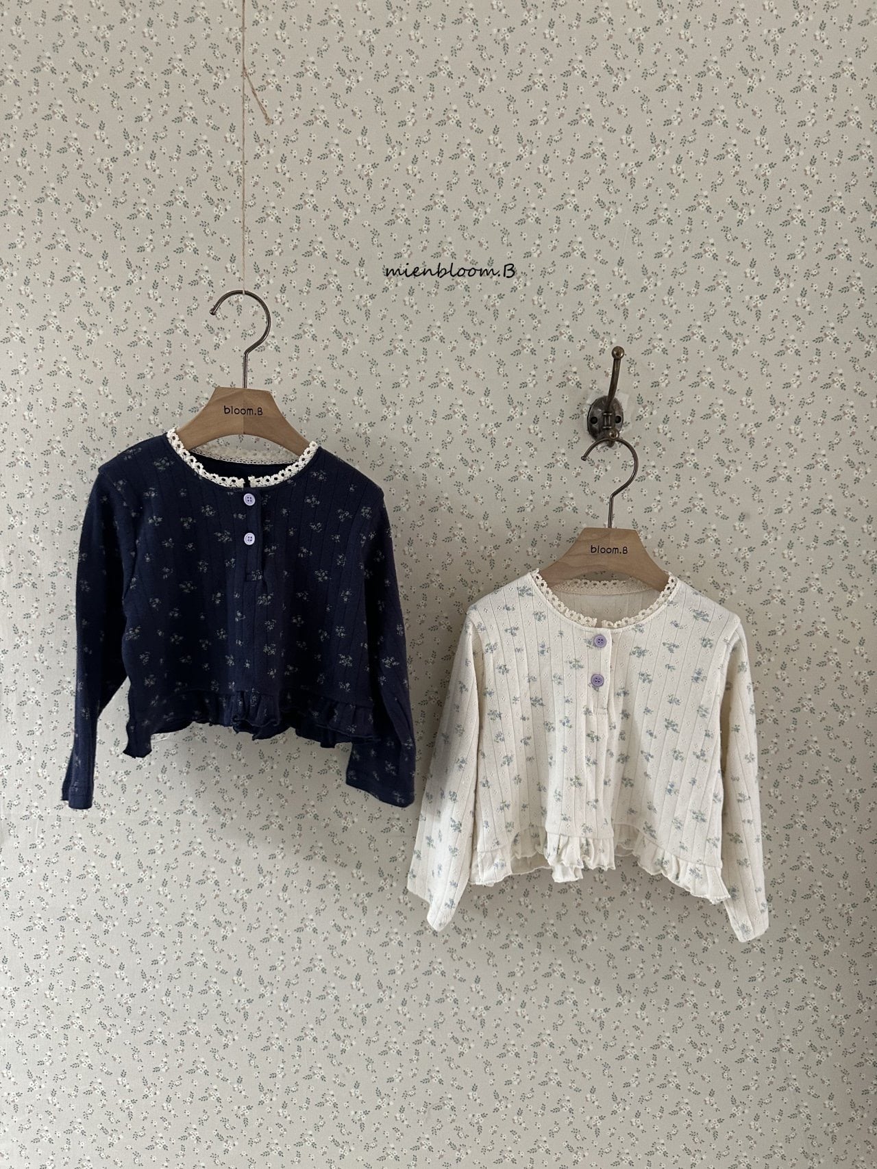 【即納】mienbloom.b/Eyelet Flower T