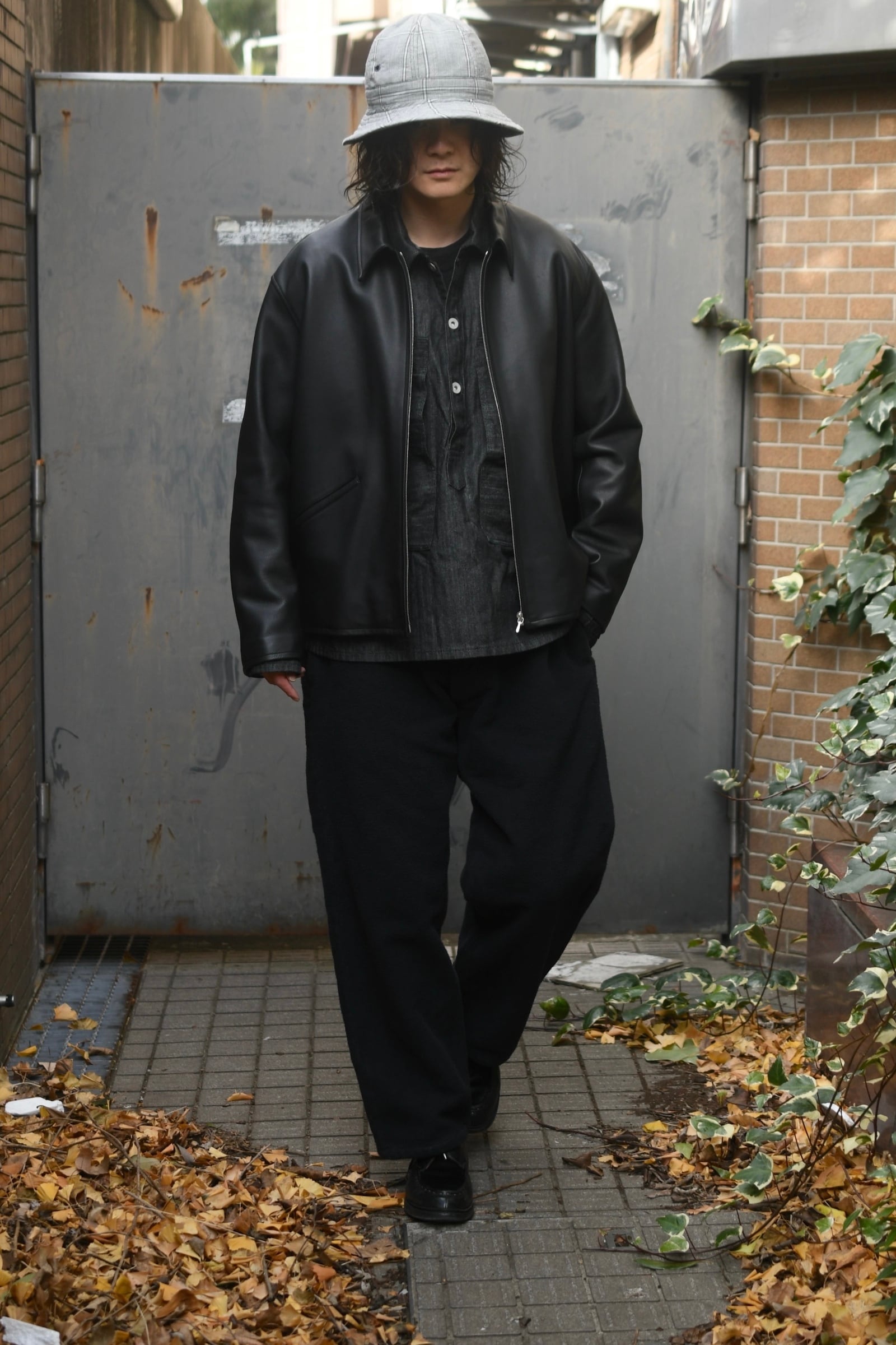 FOUNDOUR / DENIM PULLOVER (BLACK) | nariwai