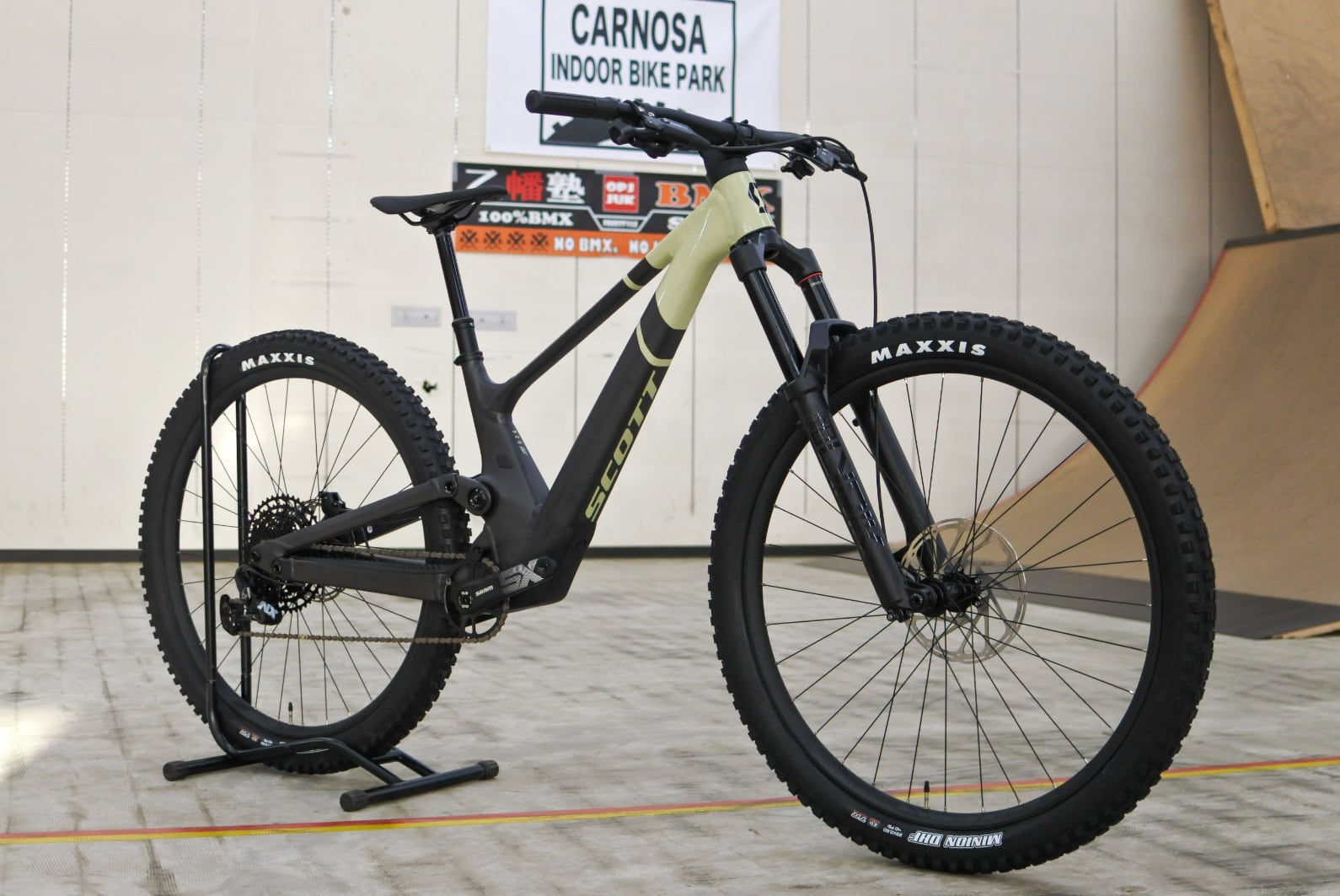 SCOTT】GENIUS ST 920 [ジーニアス ST 920] サイズS 2023【店頭お渡し】 【CARNOSA  BIKES】マウンテンバイクBMX 自転車ショップ