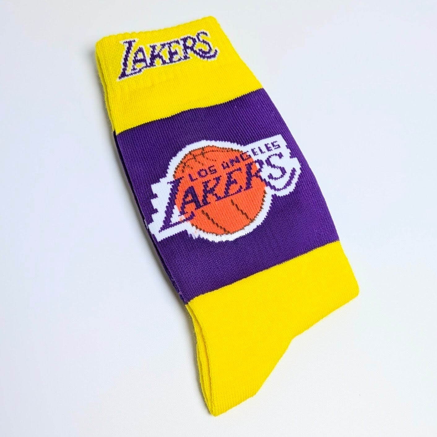 【 Los Angeles Lakers / ロサンゼルス レイカーズ 】 crew socks / クルーソックス / 靴下 / ソックス〚アメリカン雑貨 アメトイ〛