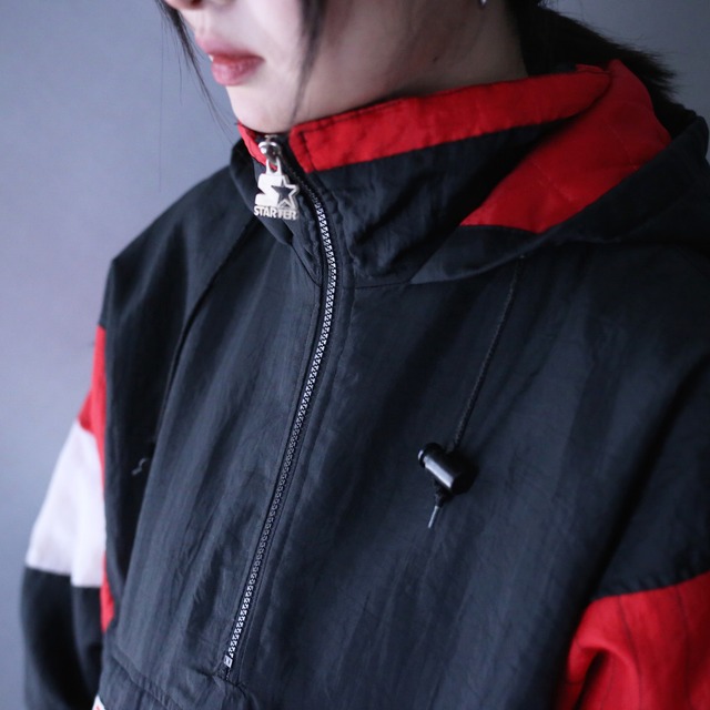 "STARTER×BULLS" over silhouette good coloring anorak parka