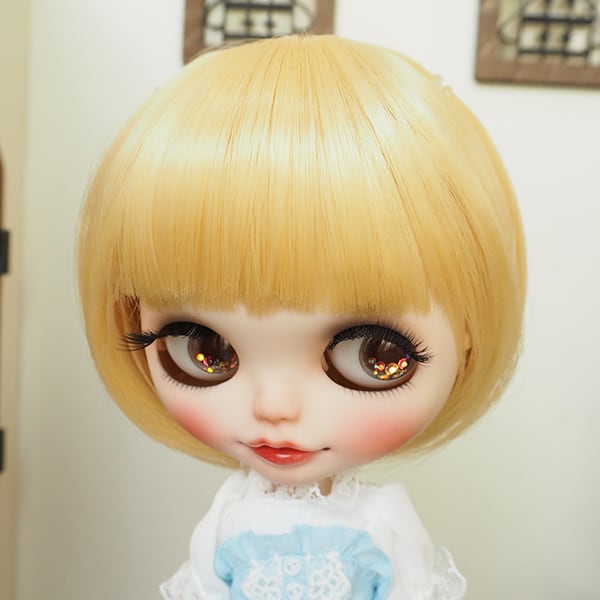 ネオブライス ウィッグ 姫バングツーテール ハニーブロンド 10インチ