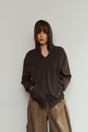 Studded Hoodie Top / CHARCOAL