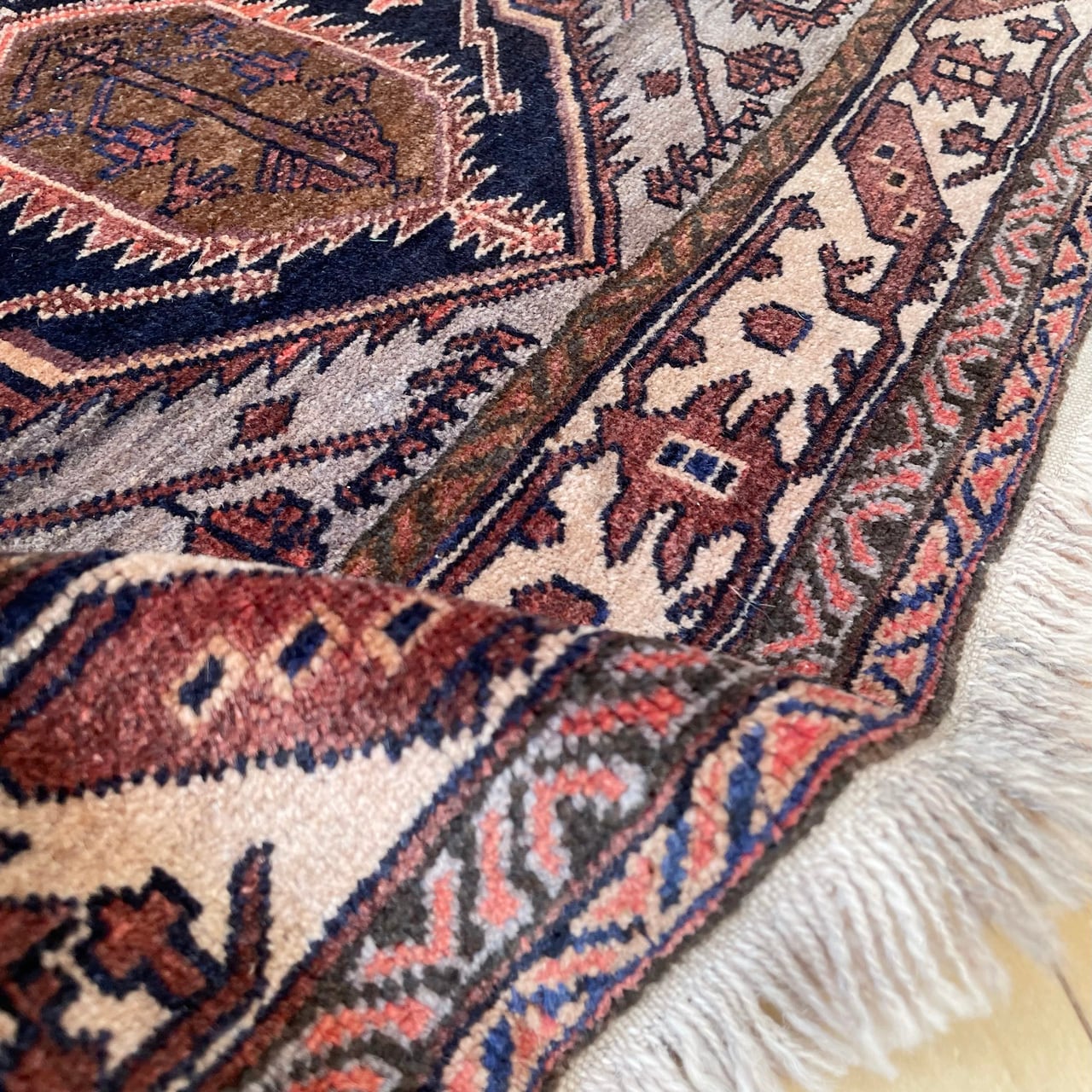 ヴィンテージラグ｜ミディアムvintage rug medium * 砂漠のレディLady in the desert 91×146