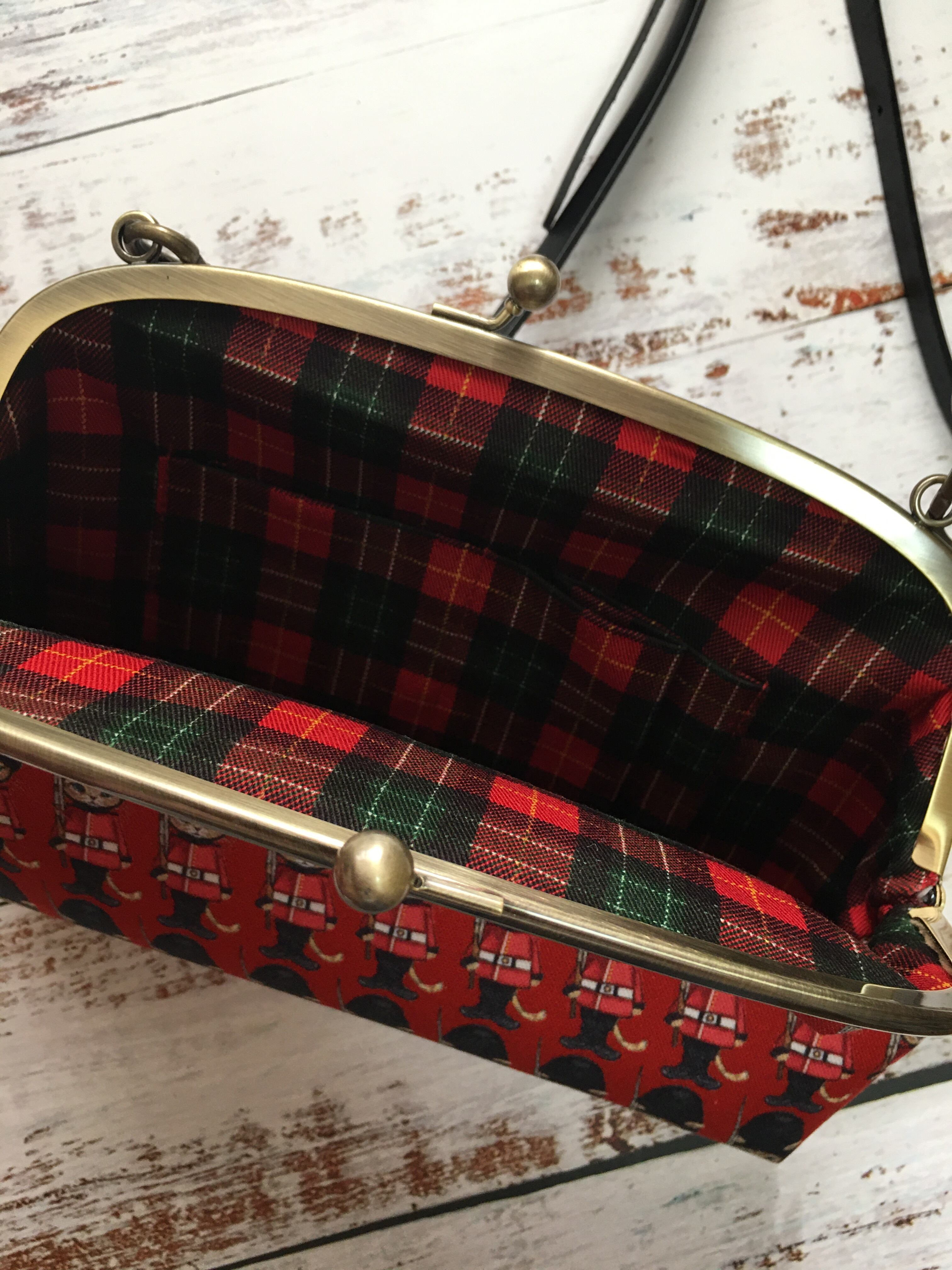 London Cat ロンドンキャット 公式がま口ショルダーバック シュレの森 London Cat ロンドンキャット 公式がま口ショルダーバック シュレの森