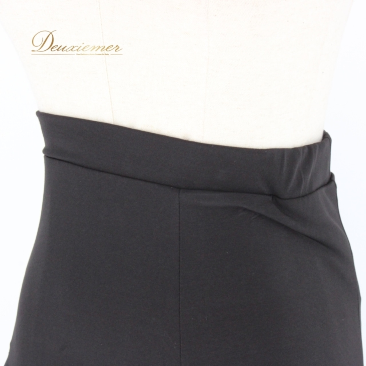 社交ダンス 衣装 スタンダード スカート レッスンウェア レディース 無地 ICHIOKU イチオク ブラック系 練習着 シンプル 光沢感 上品 社交ダンス スカート ブラック ウエストゴム 伸縮性 シンプルデザイン 二重スカート アーバンブラック 毎日着用 コーディネート 無地 練習用 トレーニング シルエット レディースファッション 92cm丈