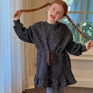 冬花柄トレーナーワンピース