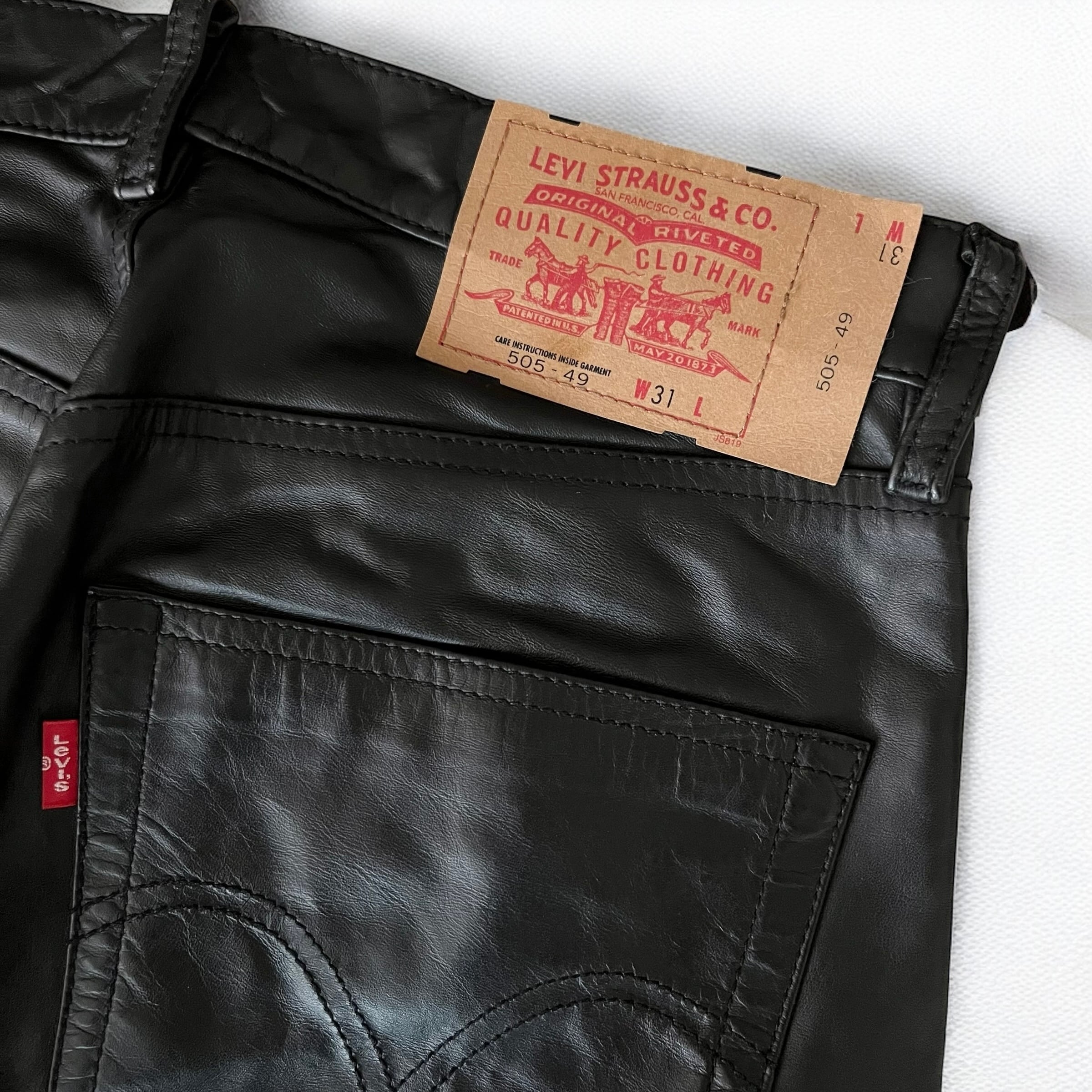 00s Levi's 505 Horse Hide Leather 黒 W34 00s Levi's 505 Horse Hide Leather 黒 W34