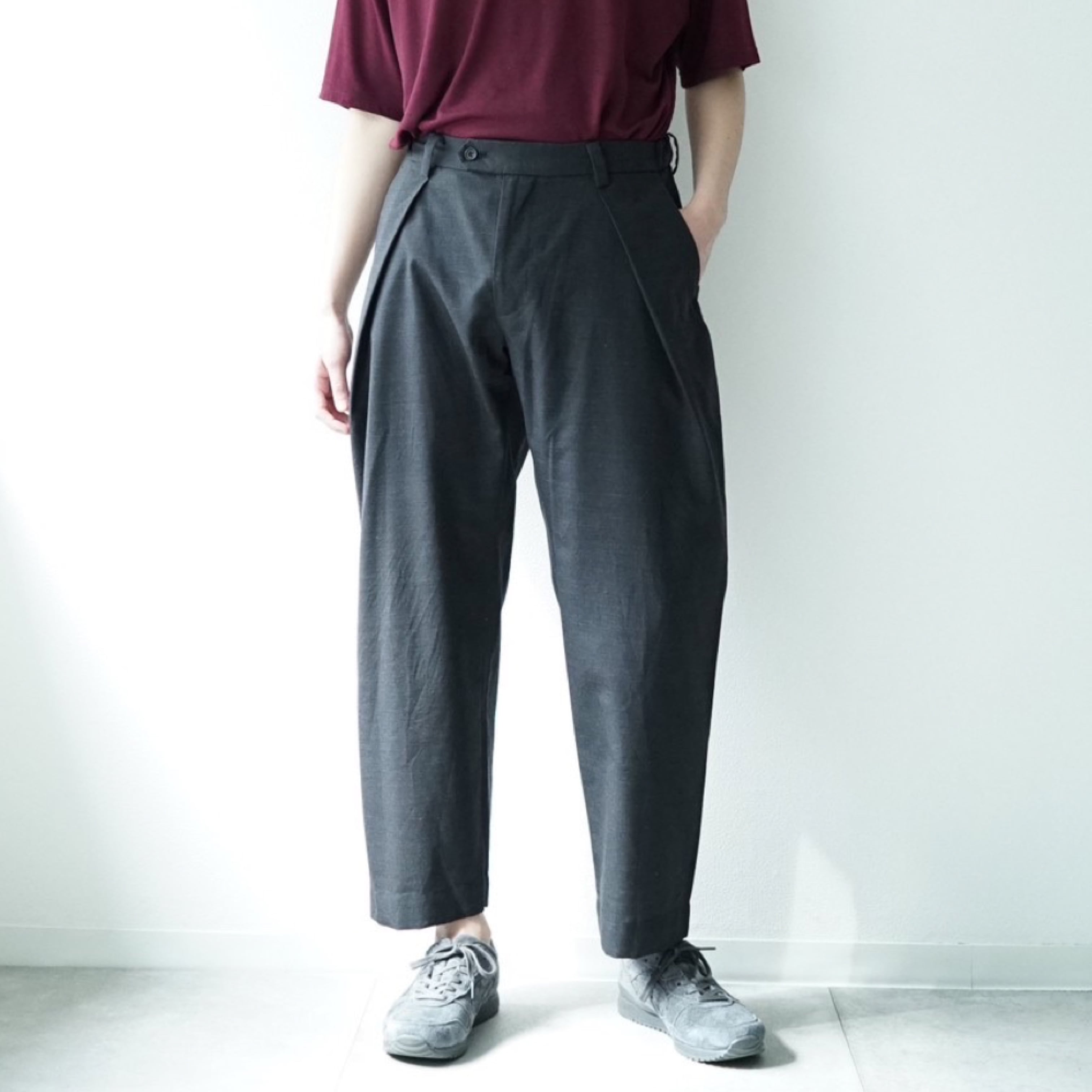 Washable Wool Tro Tuck Slacks (BLACK GRAY) | COLINA