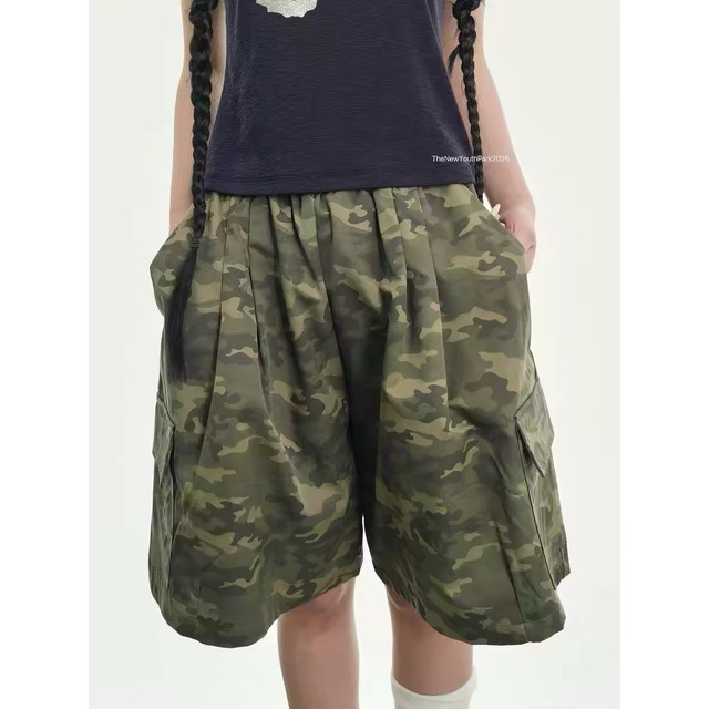 [TheNewYouthPark] Slim Fit Half Legs Briefs Two Colors
