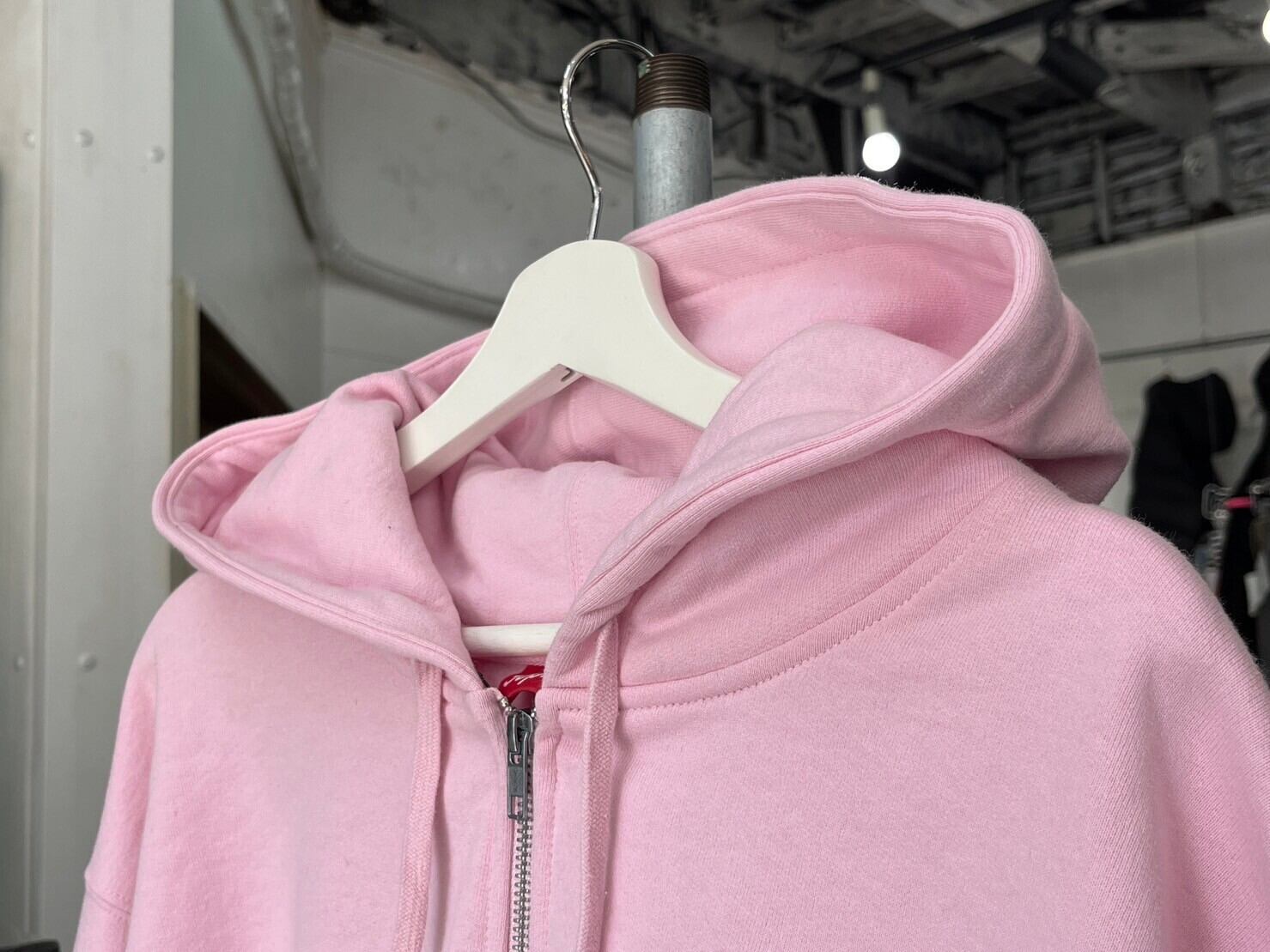Supreme Small Box Zip Up Hooded   XL