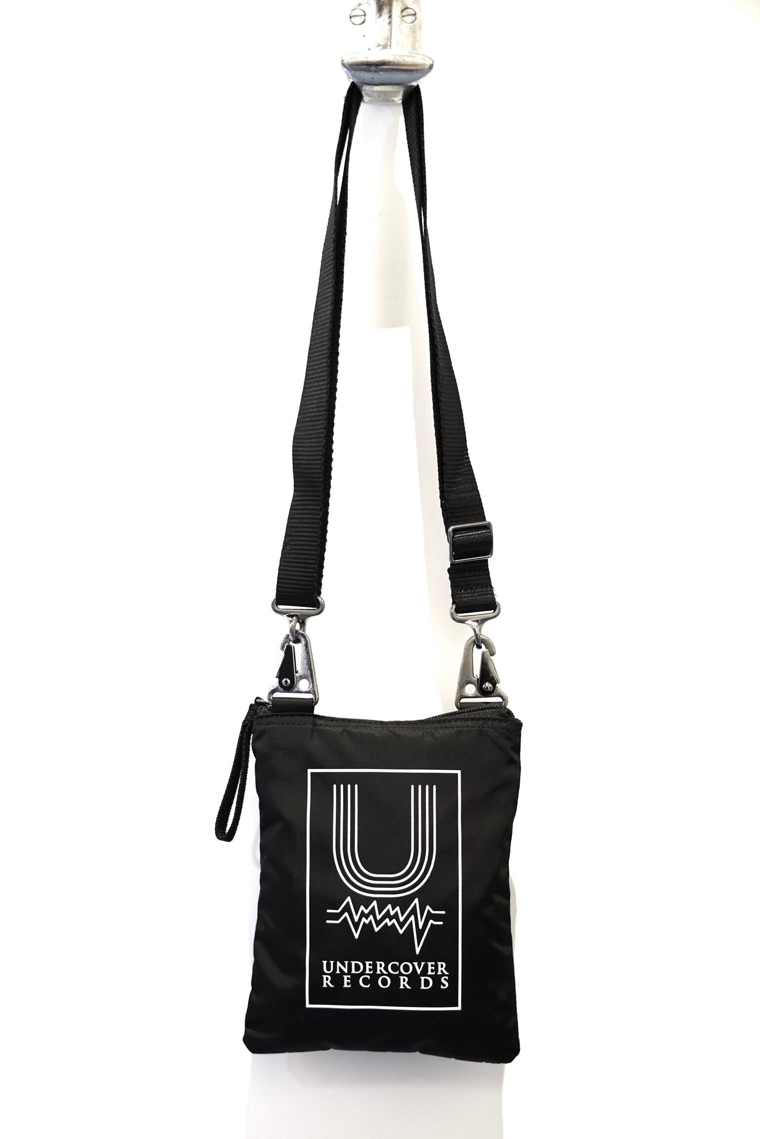 室内搬入設置無料 UNDERCOVER アンダーカバー サコッシュバッグ