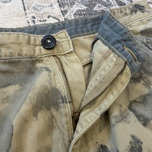 Wrangler HERO / HANDPAINT CAMOUFLAGE SHORTS / ALTERED