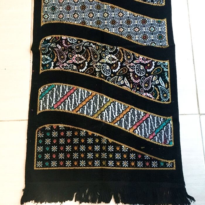 ムスリム モスク柄 ラグ (黒) 礼拝用マット イスラム お祈り 絨毯