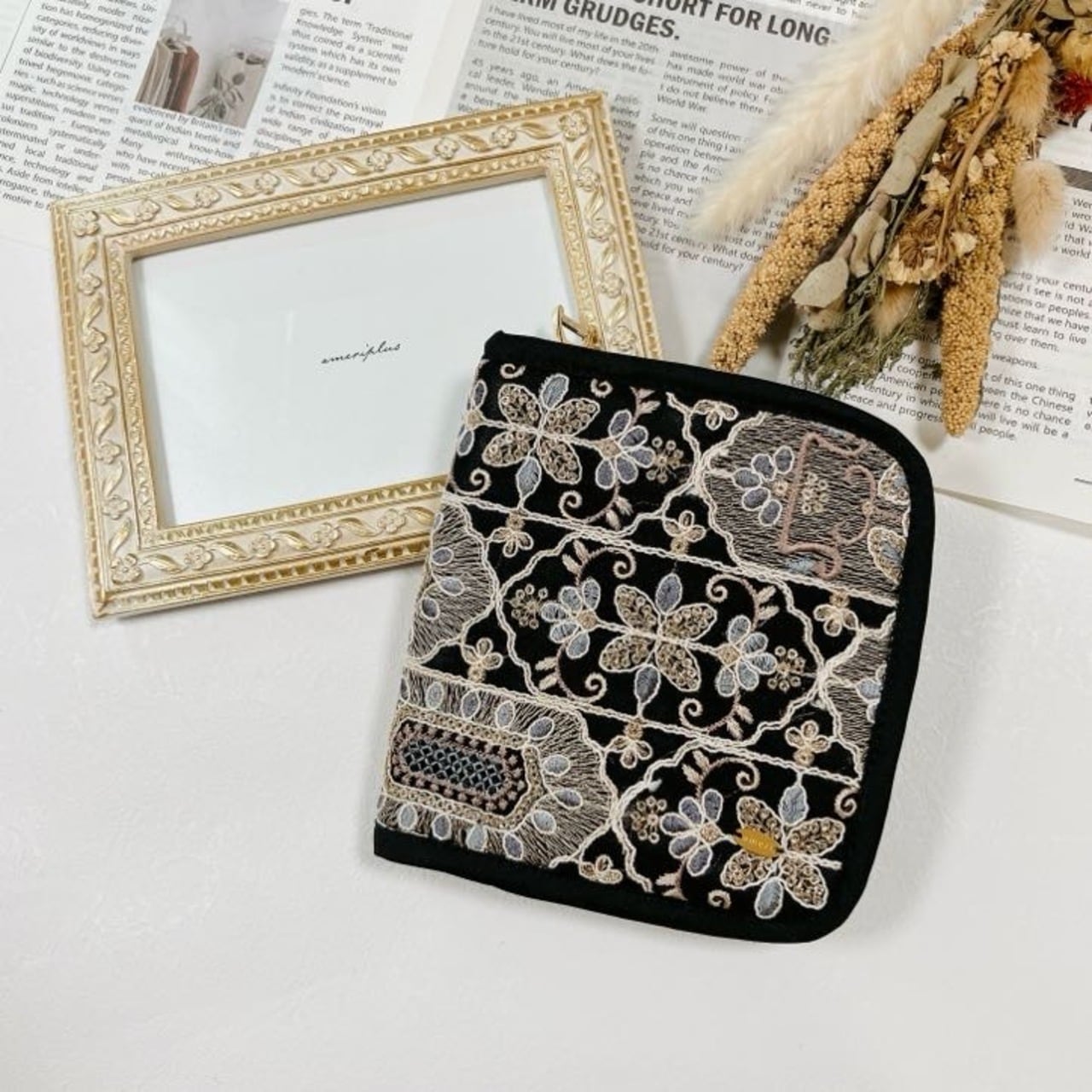キーケース　ケース　インド刺繍リボン×合皮　マルチポーチ これさえあれば安心♡ インド刺繍リボン×フェイクレザーの上品マルチ