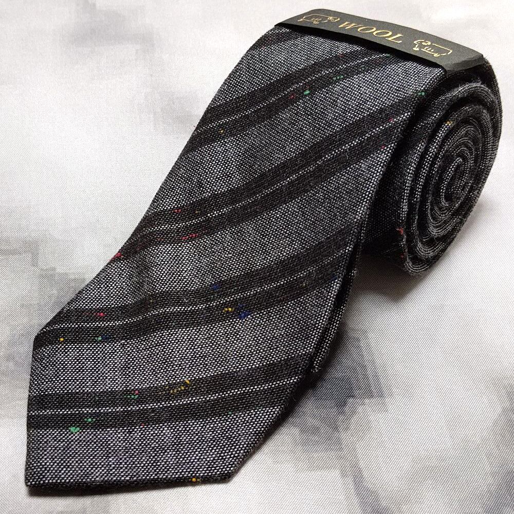 ブリオーニ Brioni 微光沢 ネクタイ イタリア製 シルク100 ブリオーニ Brioni 微光沢 ネクタイ イタリア製 シルク100