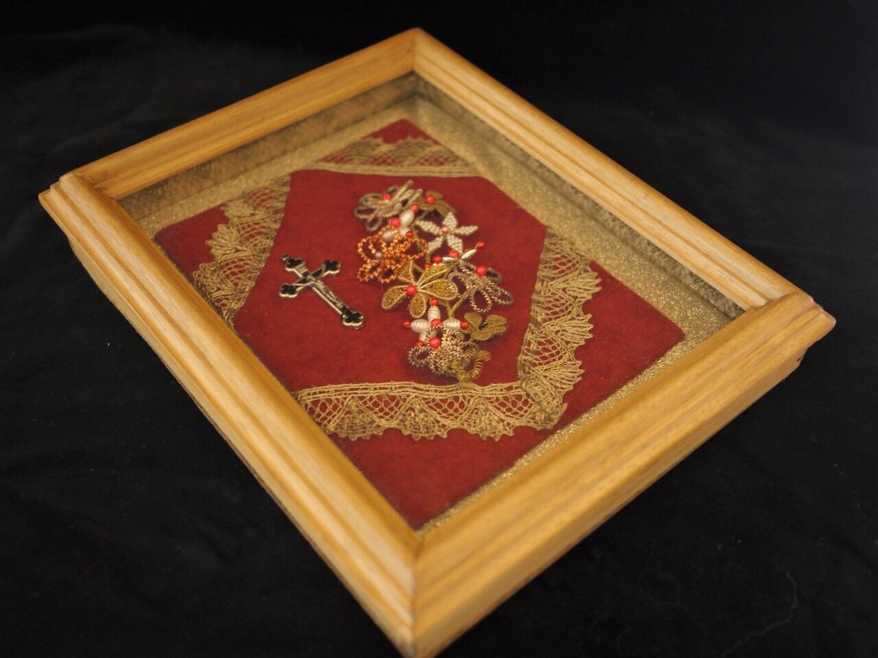 ドイツ伝統工芸 ボタニカルアートワイヤーの額装 | こりすのパン屋Base