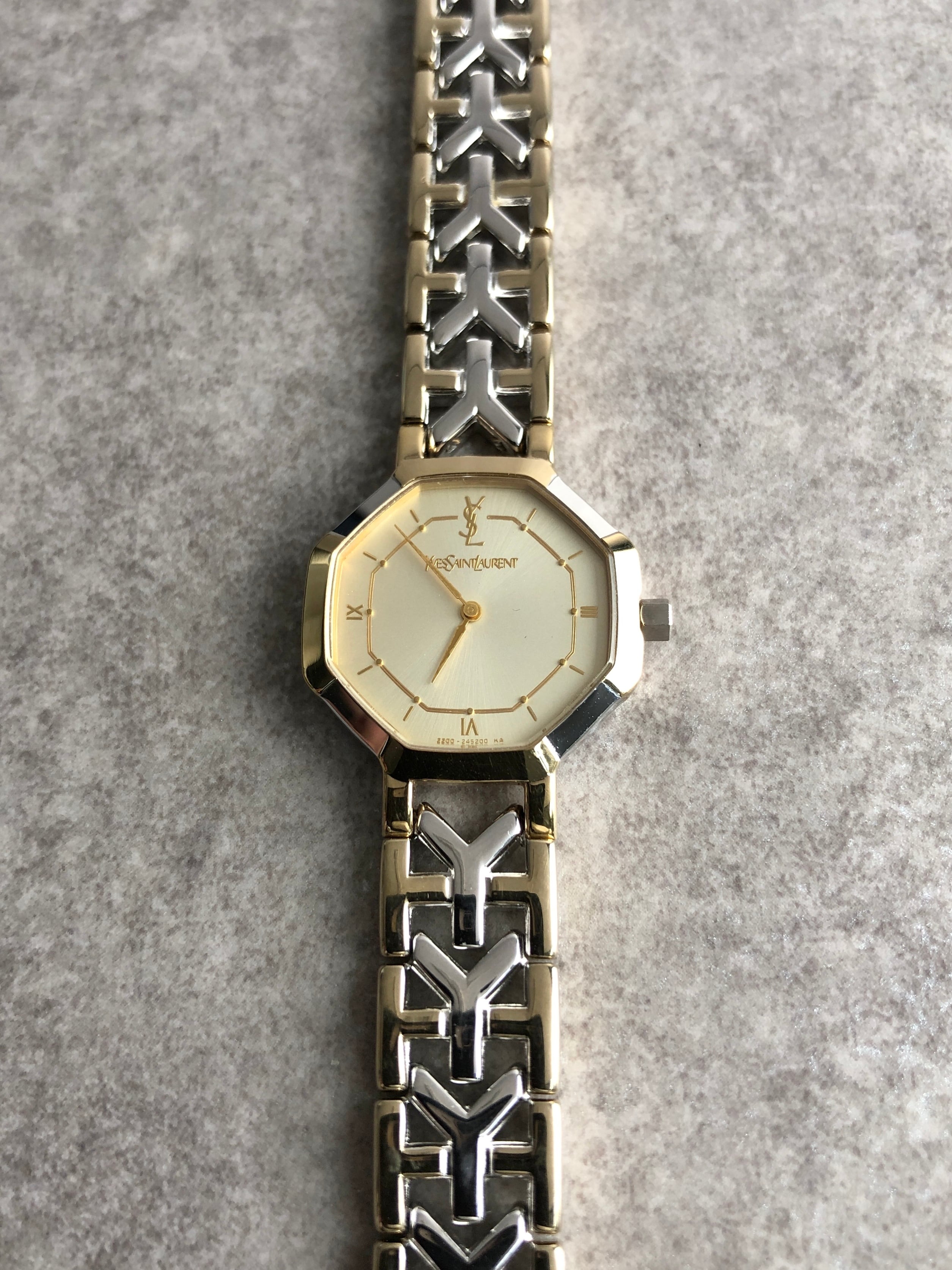 Yves Saint Laurent イヴ・サンローラン 腕時計 ゴールド シルバー